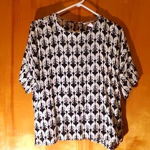 H&M short sleeve blouse